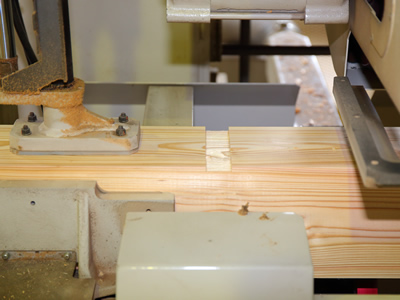 自社工場で用途に合わせた加工をします