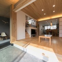リビング続きの土間もおしゃれな空間に