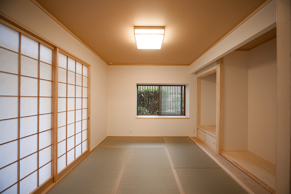 スッキリとした雰囲気の和室