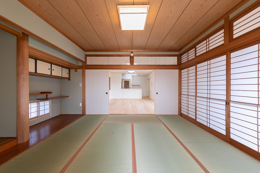 ふた間つづきの和室を対面キッチンに