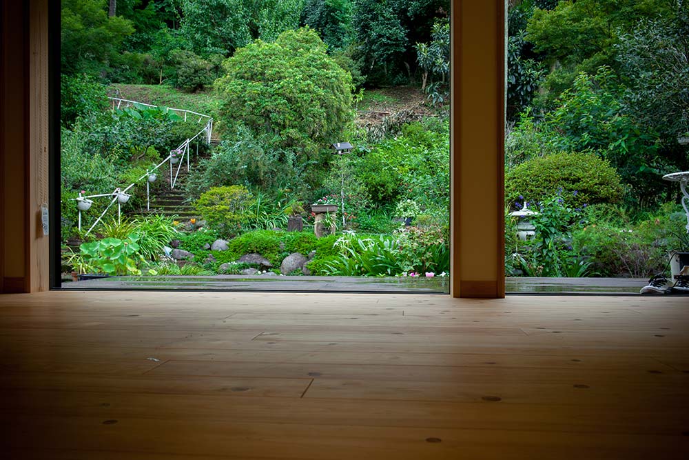 自然の中で暮らすユトリある暮らし