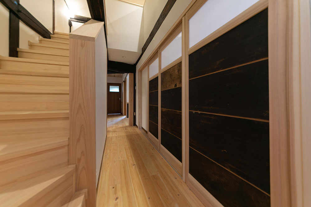 こだわりの建具でかっこよく