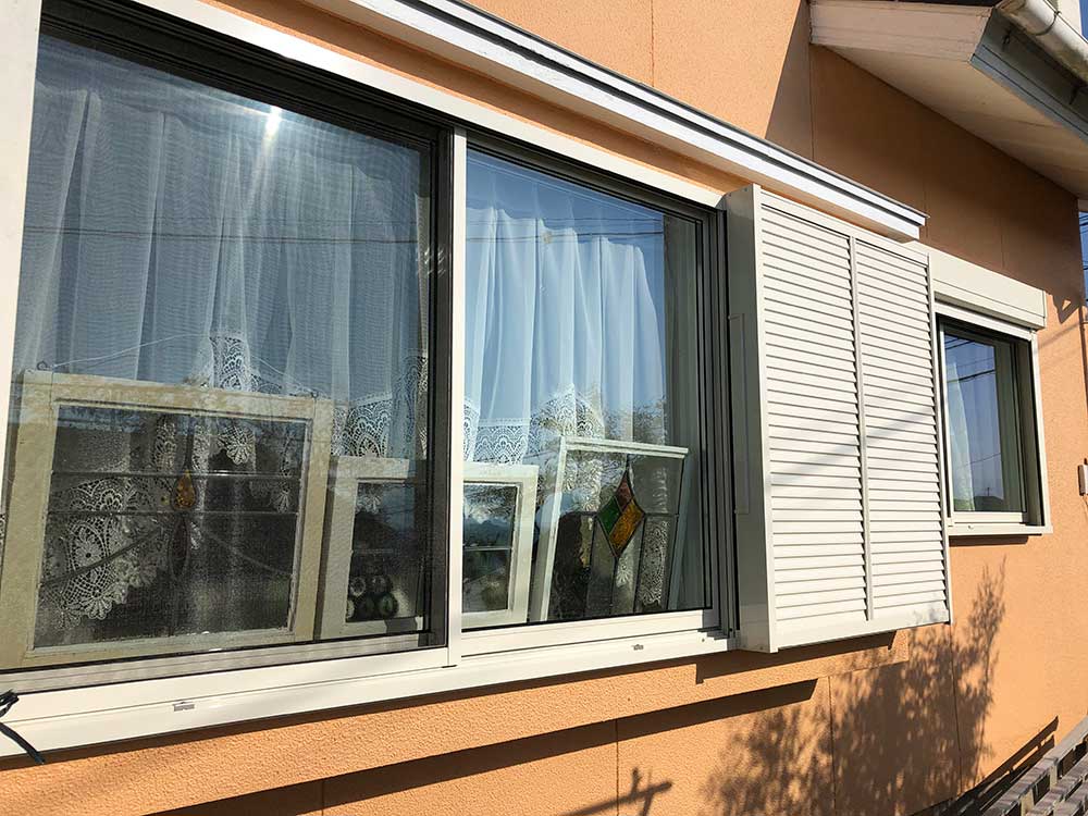 災害に備えて雨戸を設置