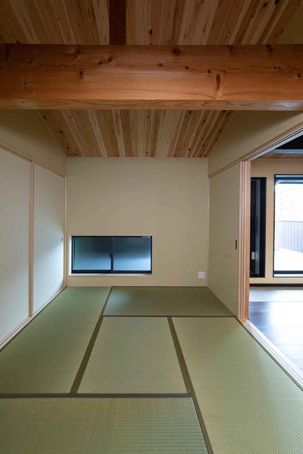 来客やお客様のゲストルームとして、用途に合わせて使える和室