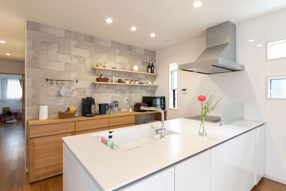 広々ゆったり使えるペニンシュラキッチン