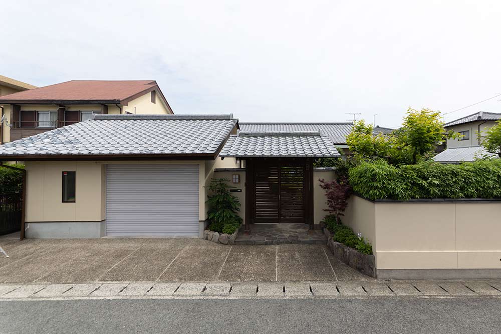 以前の面影を大切にした落ち着きのある外観