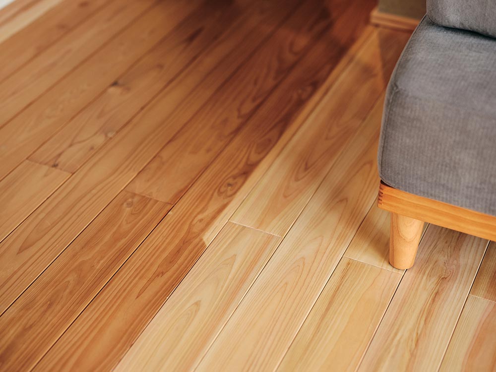 時間の移ろいを楽しむことができる、ヒノキのフローリング