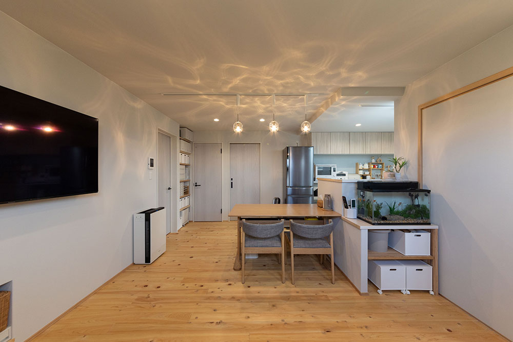 家族が自然と集い、会話が生まれるリビング・ダイニング