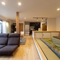 食事はダイニングで、食後は畳でゴロ寝。暮らしの楽しみが広がる間取り