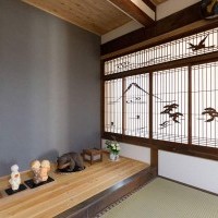 組子障子を再利用し、光と影が織りなす空間